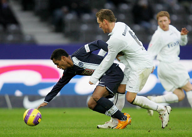 阿尔特塔对 阿尔特塔对