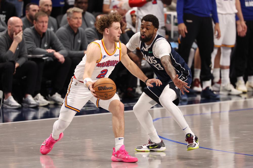 他们通过一 他们通过一