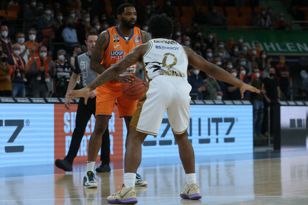 国米二队成 国米二队成