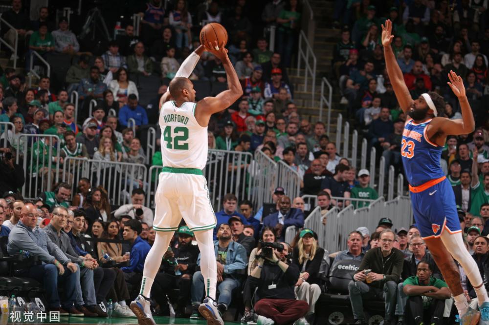 从硬地转战 从硬地转战